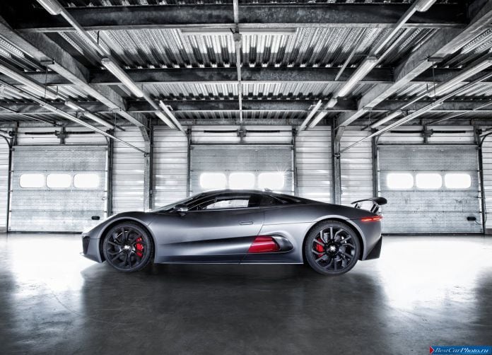 2013 Jaguar C-X75 Concept - фотография 2 из 16