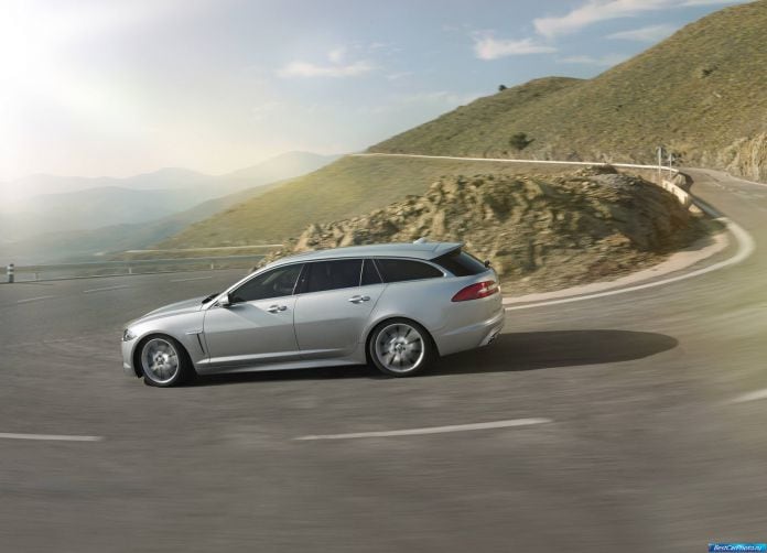 2013 Jaguar XF Sportbrake - фотография 15 из 44