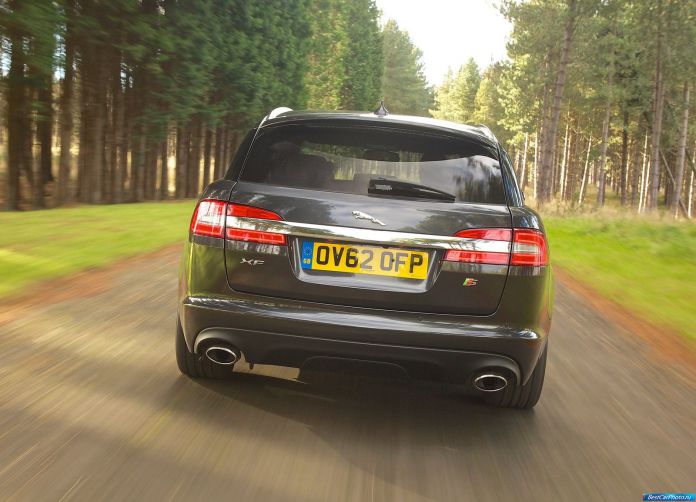 2013 Jaguar XF Sportbrake - фотография 31 из 44