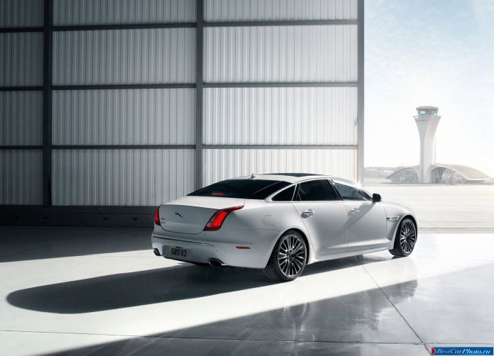 2013 Jaguar XJ Ultimate - фотография 19 из 31