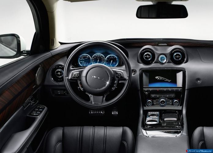 2013 Jaguar XJ Ultimate - фотография 22 из 31