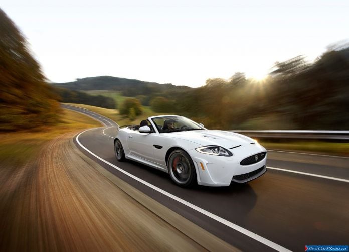 2013 Jaguar XKR-S Convertible - фотография 7 из 22