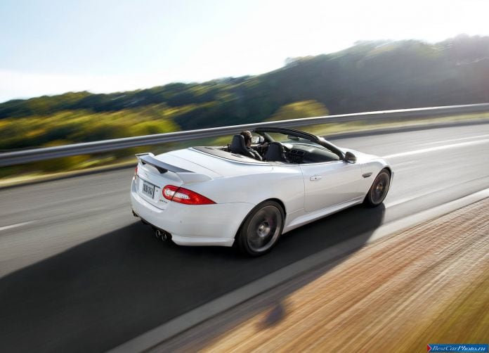 2013 Jaguar XKR-S Convertible - фотография 12 из 22
