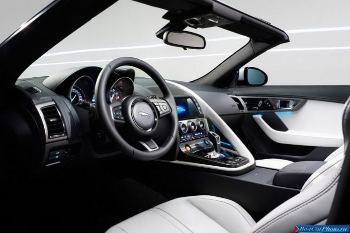 2013 Jaguar F-type - фотография 33 из 40
