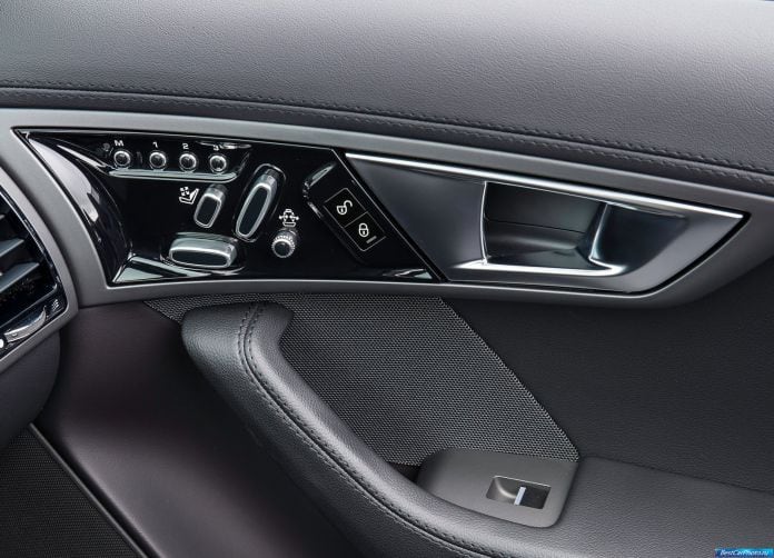 2014 Jaguar F-type V6 - фотография 83 из 113