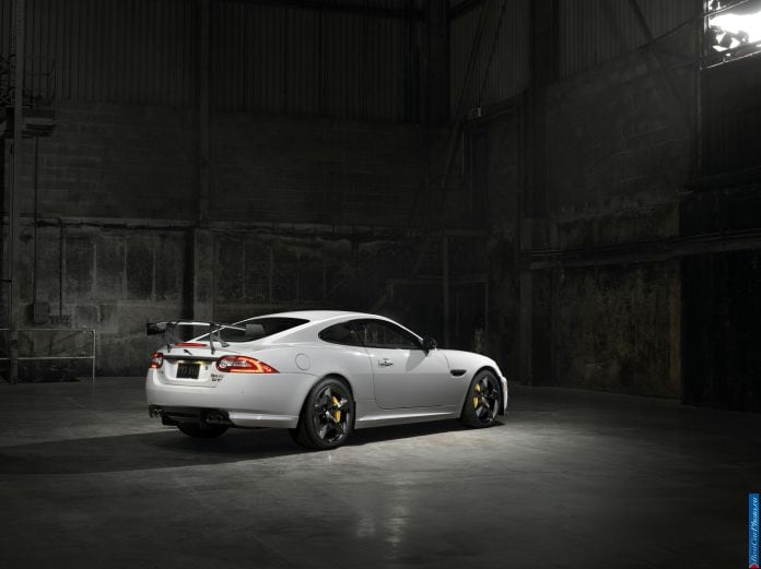 2014 Jaguar XKR-S GT - фотография 8 из 20