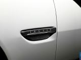 2014_jaguar_xkr-s_gt_018.jpg