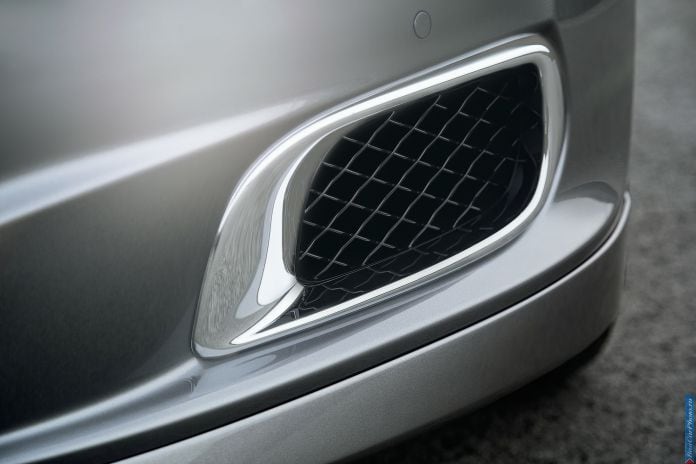 2014 Jaguar XJR - фотография 18 из 27