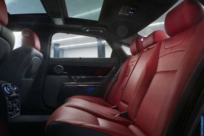 2014 Jaguar XJR - фотография 23 из 27