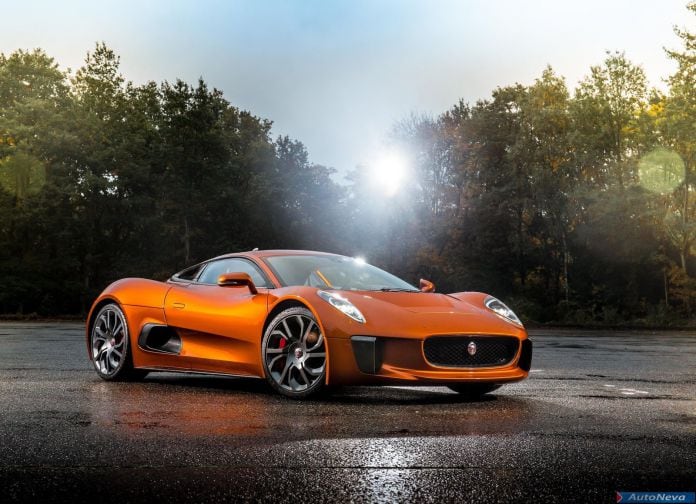 2015 Jaguar CX75 Bond Concept - фотография 1 из 29