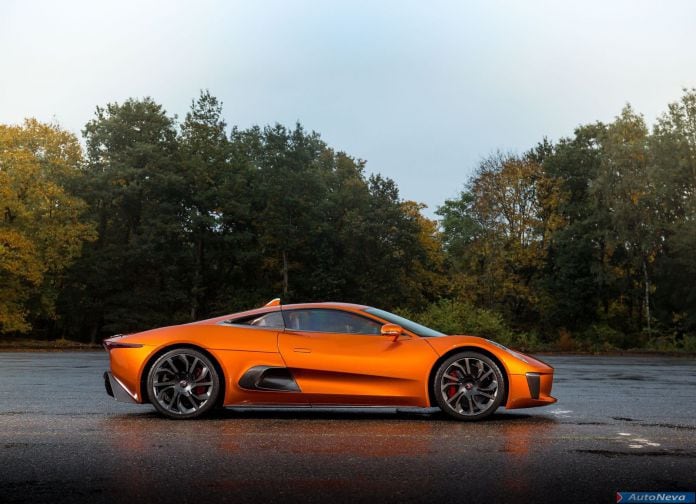 2015 Jaguar CX75 Bond Concept - фотография 12 из 29