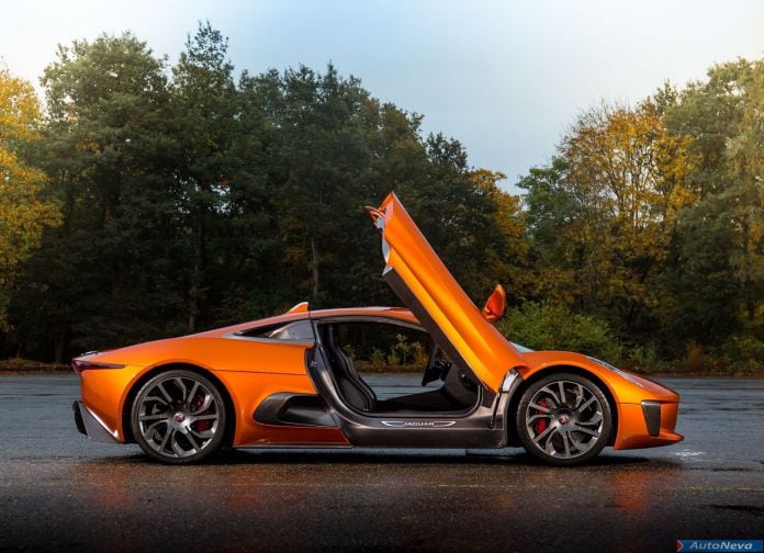 2015 Jaguar CX75 Bond Concept - фотография 13 из 29