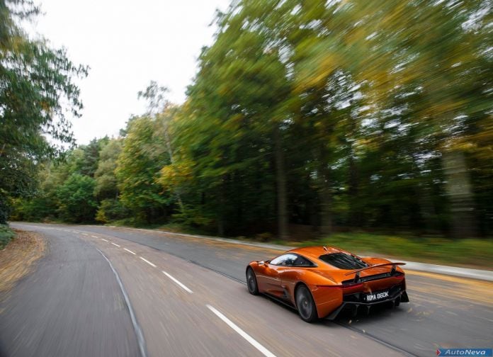 2015 Jaguar CX75 Bond Concept - фотография 20 из 29