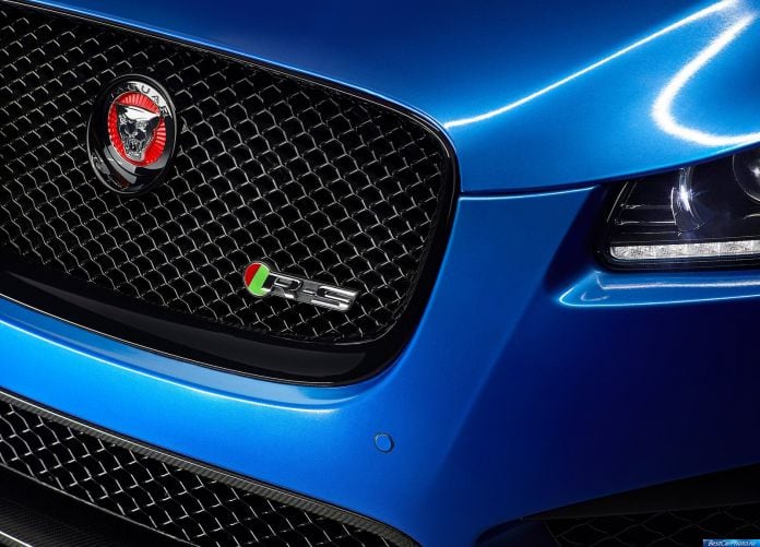 2015 Jaguar XFR-S Sportbrake - фотография 32 из 34