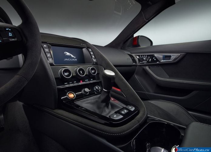 2016 Jaguar F-Type - фотография 47 из 80