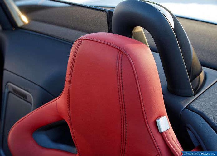 2016 Jaguar F-Type - фотография 48 из 80