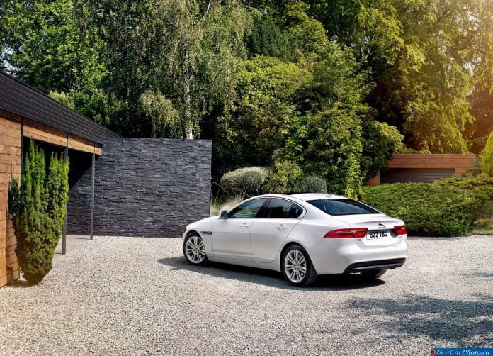 2016 Jaguar XE - фотография 7 из 70