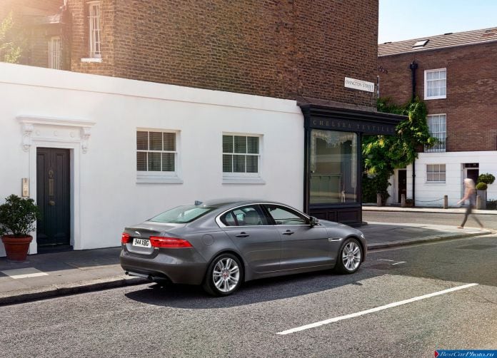 2016 Jaguar XE - фотография 8 из 70