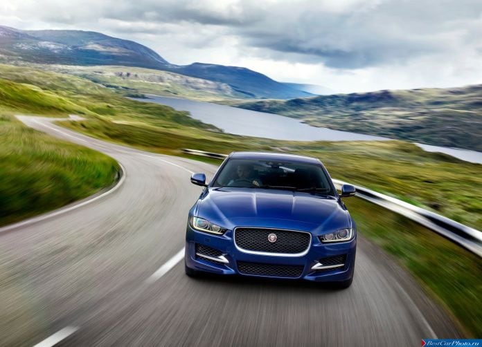 2016 Jaguar XE - фотография 10 из 70