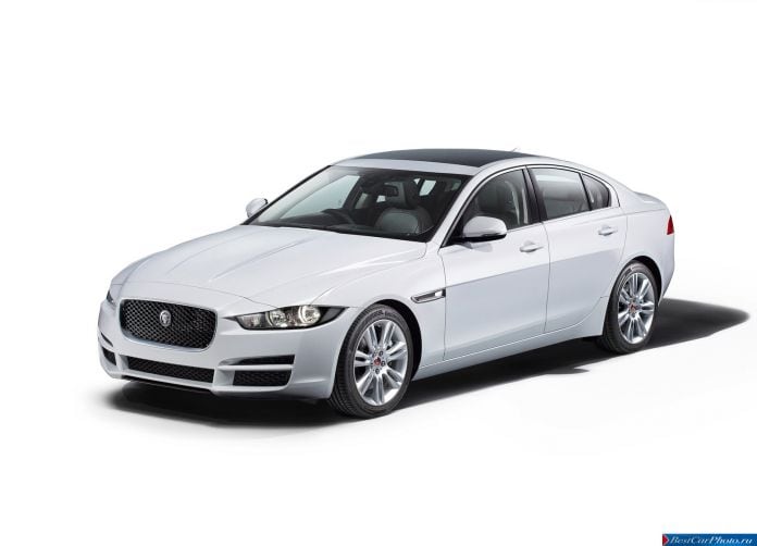 2016 Jaguar XE - фотография 33 из 70