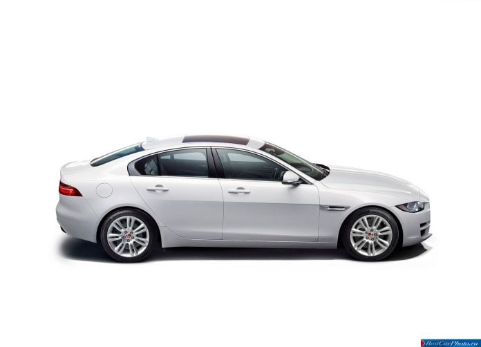 2016 Jaguar XE - фотография 36 из 70