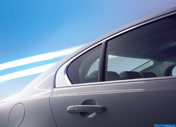 2016 Jaguar XE - фотография 69 из 70