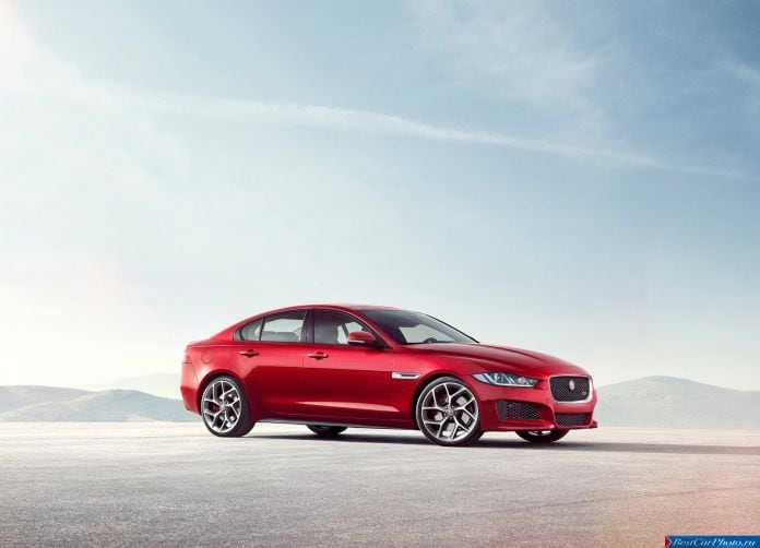 2016 Jaguar XE-S - фотография 3 из 38