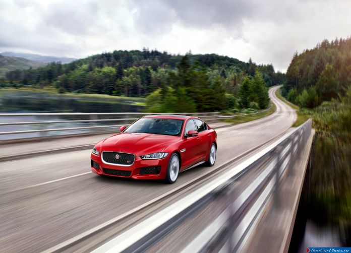 2016 Jaguar XE-S - фотография 5 из 38