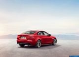 jaguar_2016_xe_s_011.jpg