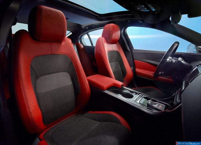 2016 Jaguar XE-S - фотография 17 из 38