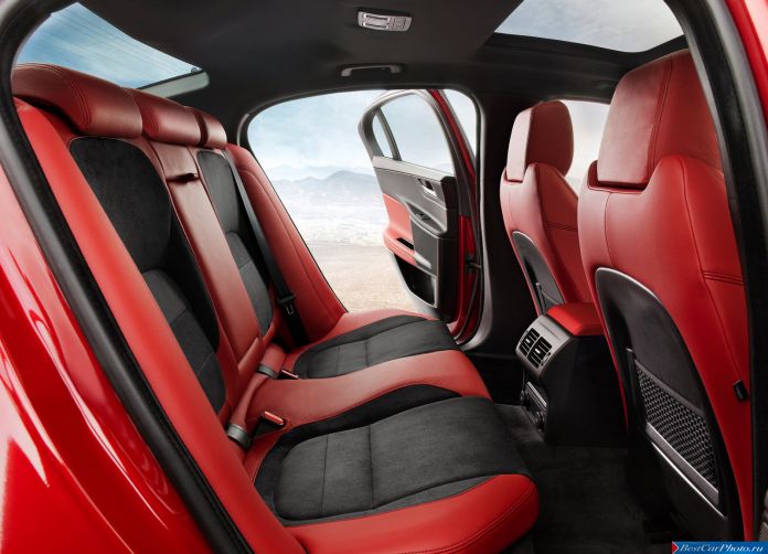 2016 Jaguar XE-S - фотография 19 из 38