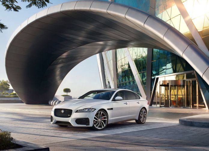 2016 Jaguar XF - фотография 8 из 232
