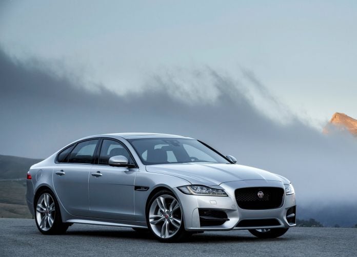 2016 Jaguar XF - фотография 15 из 232