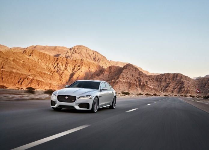 2016 Jaguar XF - фотография 19 из 232