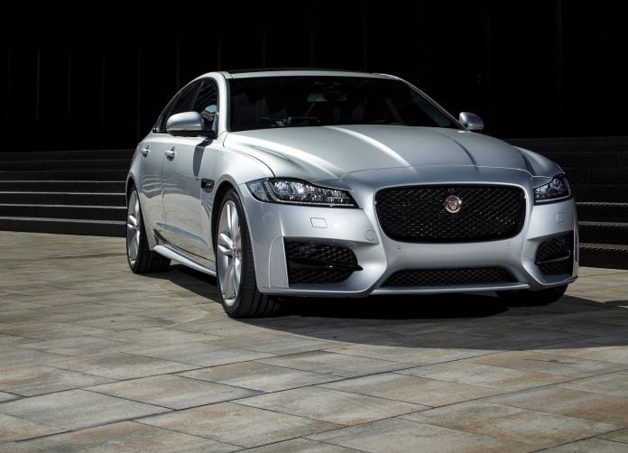 2016 Jaguar XF - фотография 28 из 232