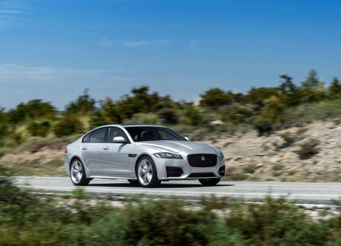 2016 Jaguar XF - фотография 41 из 232