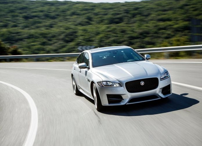2016 Jaguar XF - фотография 45 из 232