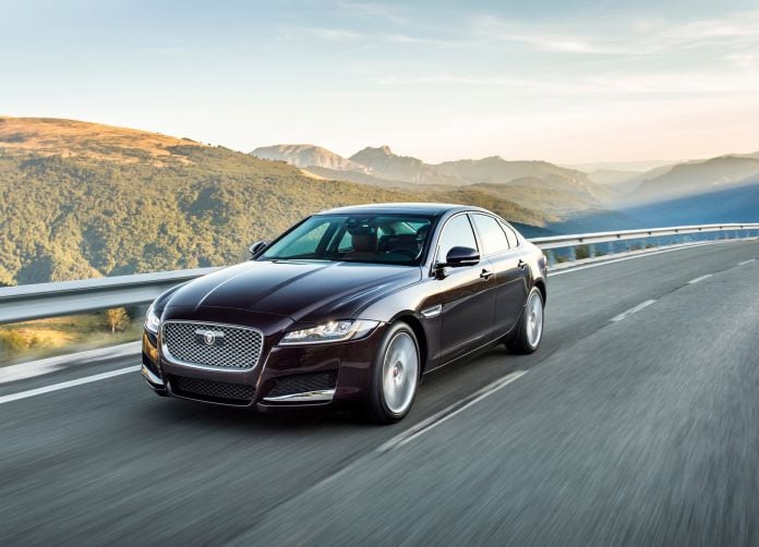 2016 Jaguar XF - фотография 46 из 232