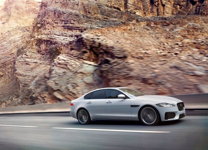 2016 Jaguar XF - фотография 49 из 232