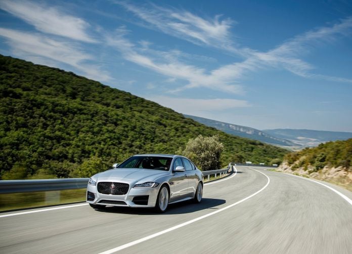 2016 Jaguar XF - фотография 75 из 232