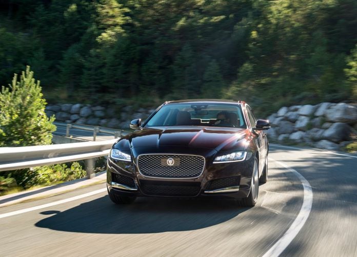 2016 Jaguar XF - фотография 79 из 232
