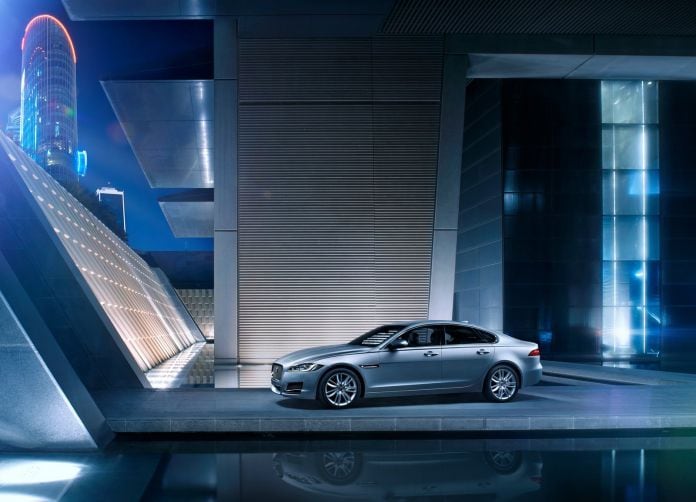 2016 Jaguar XF - фотография 80 из 232