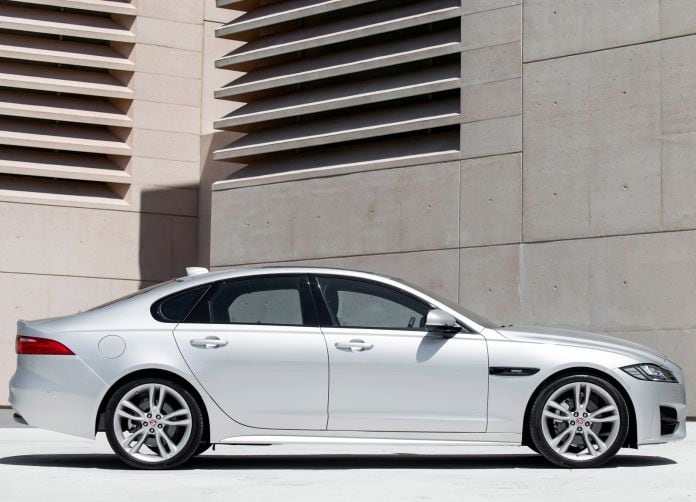 2016 Jaguar XF - фотография 84 из 232