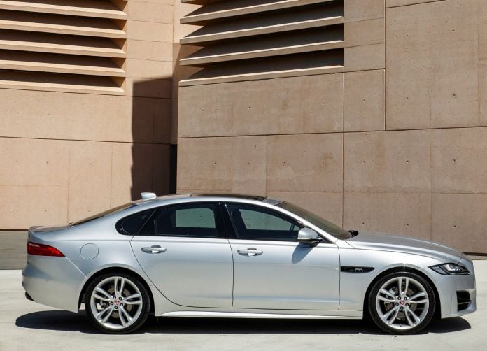2016 Jaguar XF - фотография 85 из 232