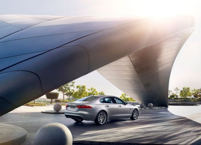 2016 Jaguar XF - фотография 97 из 232