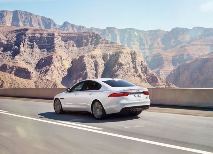 2016 Jaguar XF - фотография 102 из 232
