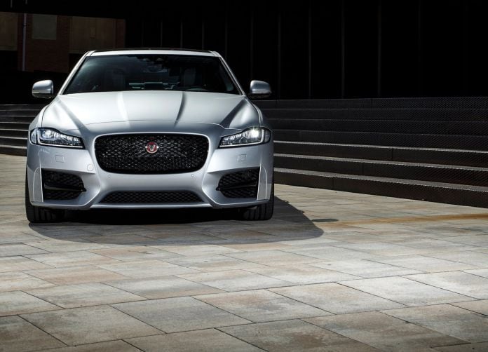 2016 Jaguar XF - фотография 121 из 232