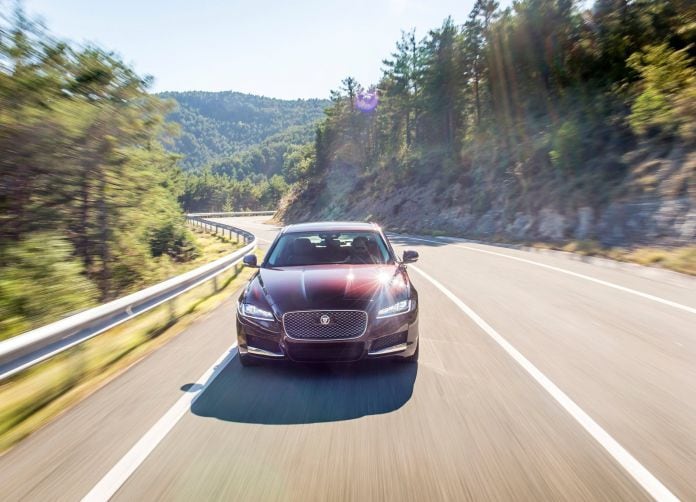 2016 Jaguar XF - фотография 127 из 232