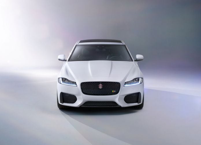2016 Jaguar XF - фотография 149 из 232
