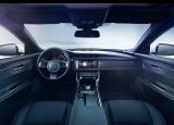 jaguar_2016_xf_157.jpg